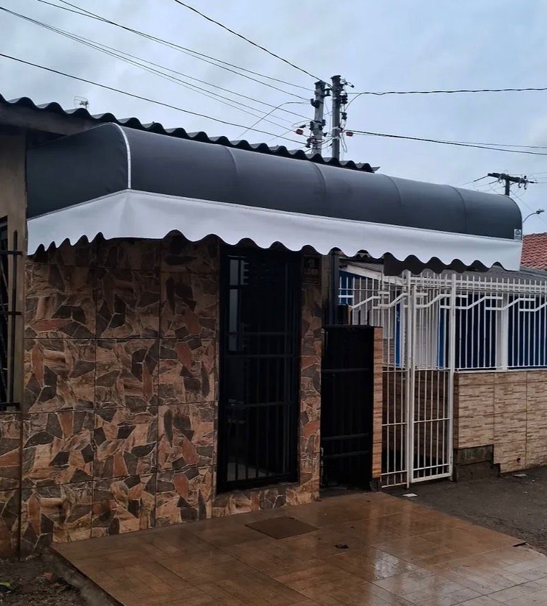 Toldo fixo capota com babado ondulado